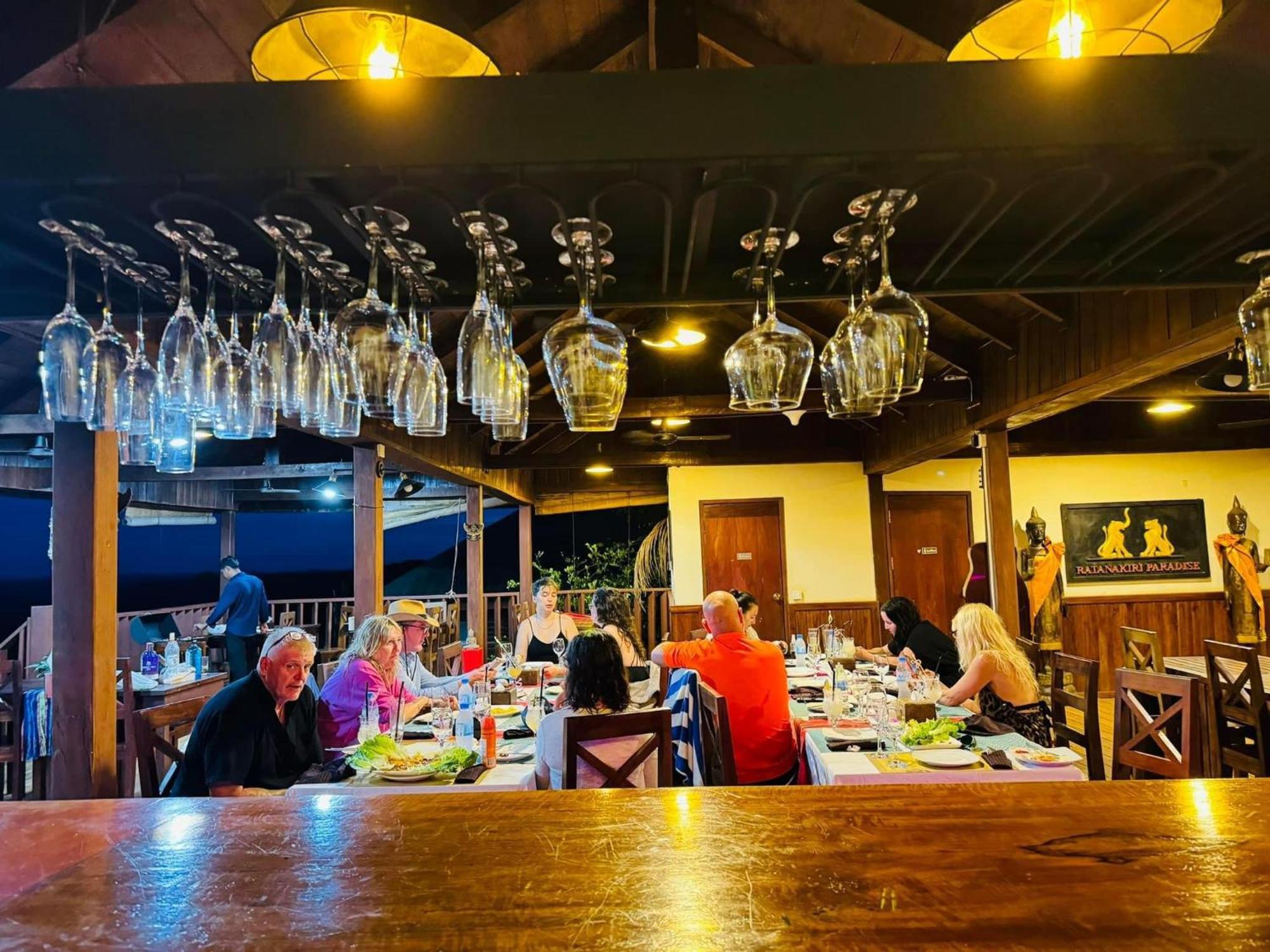 Ratanakiri Paradise Hotel & Restaurant Banlung Ngoại thất bức ảnh