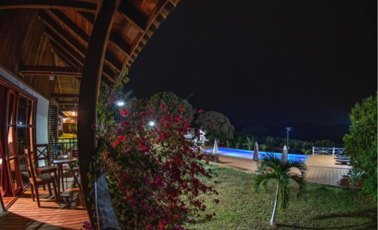 Ratanakiri Paradise Hotel & Restaurant Banlung Ngoại thất bức ảnh